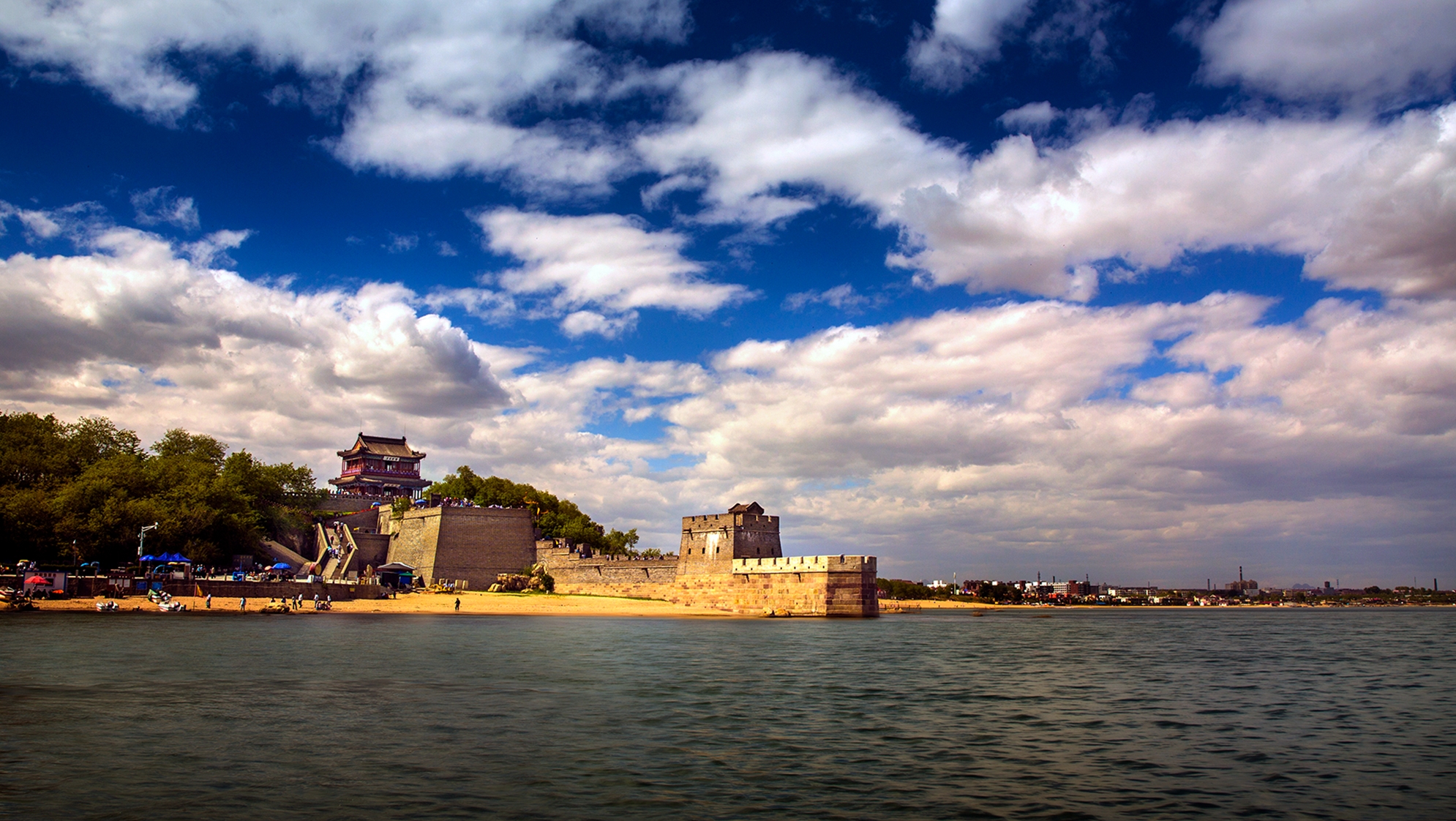 河北，梦想起航之地，变革中绽放自信风采